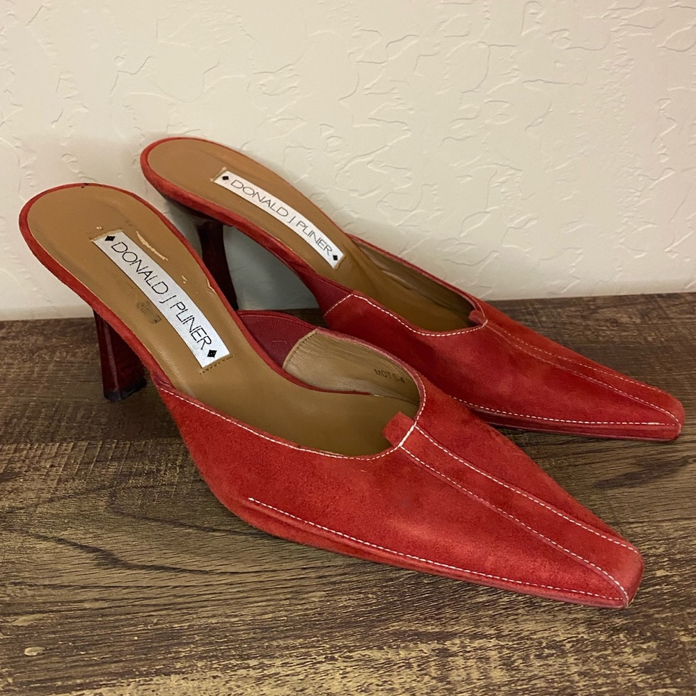 *SOLD* Red suede mules